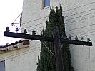 Old pole with mixed glass and replacements
